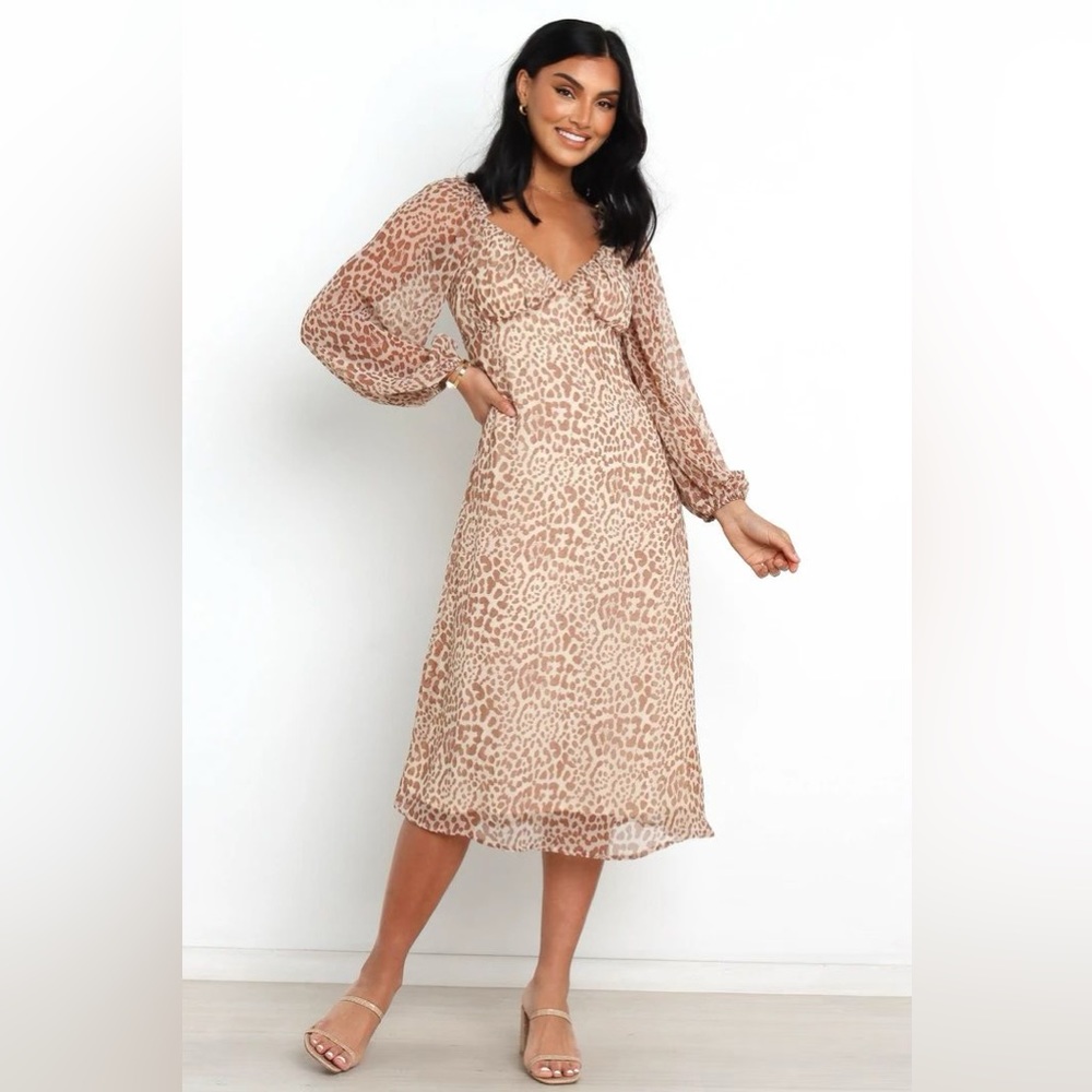 Petal & Pup Animal Print Akarat Midi Dress - new with tags!
